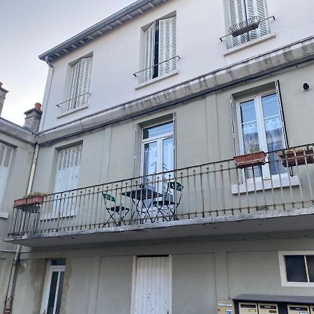 Appartement Luxueux Renove Avec Balcon & Garage Troyes Esterno foto