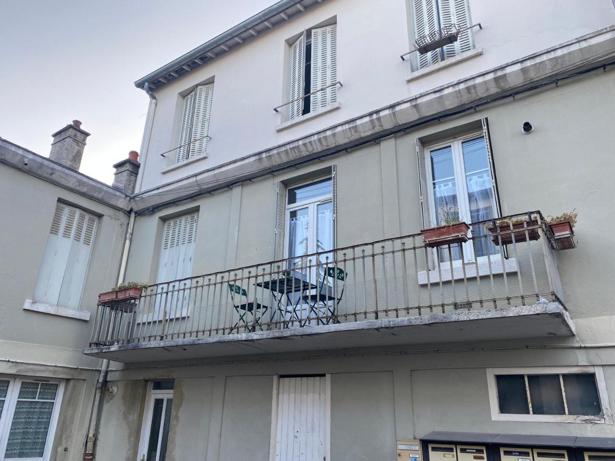 Appartement Luxueux Renove Avec Balcon & Garage Troyes Esterno foto